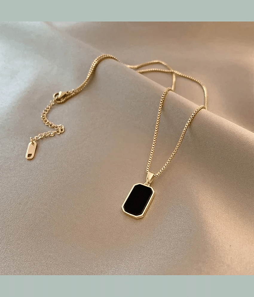 Sunhari Jewels Black Pendant ( Pack of 1 )
