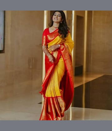 fab woven Art Silk Woven Kanjeevaram Sarees With Unstitched Blouse Piece ( Yellow )