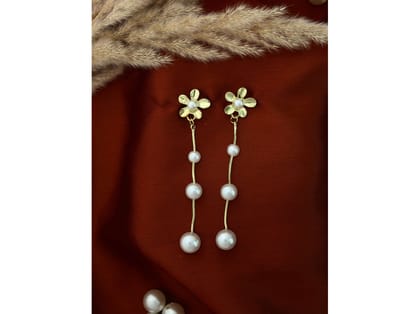 Ishkaara Pearl Bloom Earrings