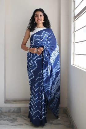 MOORA Blue Moon Navy Blue Tie Dye Bagru Print Mulmul Cotton Saree Length 5.50 Meters Width 45 Inches with Blouse Piece 1 metre