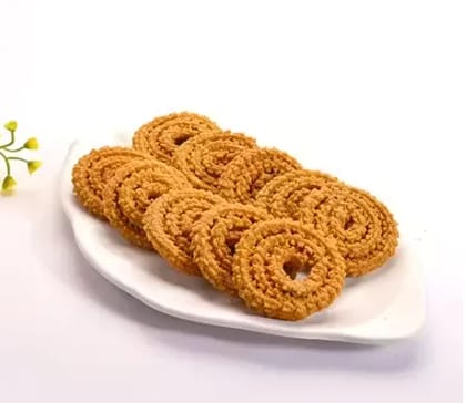 kaasni's Chakri 250 Grams Authentic (Surat Special) Healthy Snacks Ready to Eat Vegetarian Snack (250 gm)