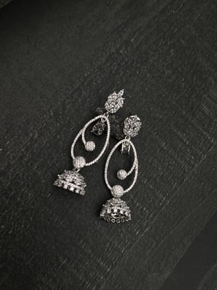 White Stone Earring 1429