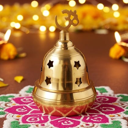 Brass Apple Goblet Deepak No. 3 (ZMAS401 C) Brass Apple Goblet Deepak No. 3 (ZMAS401 C)