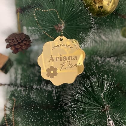 Gold Scallop - Christmas Ornament