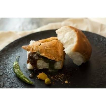Aloo Samosa Pav