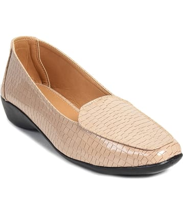 Ajanta - White  Women's Loafers