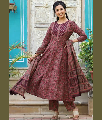 Vaamsi Women Rayon Printed Flared Kurti With Pants ( Maroon )