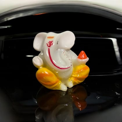 Lord Ganesh Idol For Car Dashboard Idol Gifting Office Puja Decor Height 6.5 cm-Composite Marble