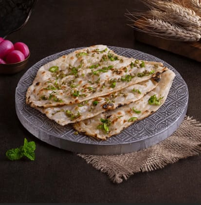 Hari Mirchi Parantha
