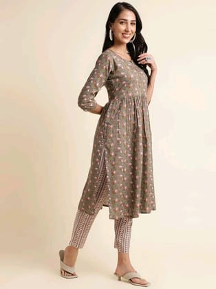 Reyon Gold Foil  Printed Flared Designer Kurti Set