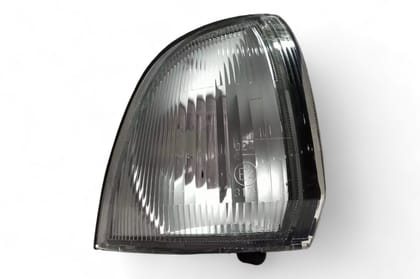 Lumax Front Corner Lamp - RH AV468403