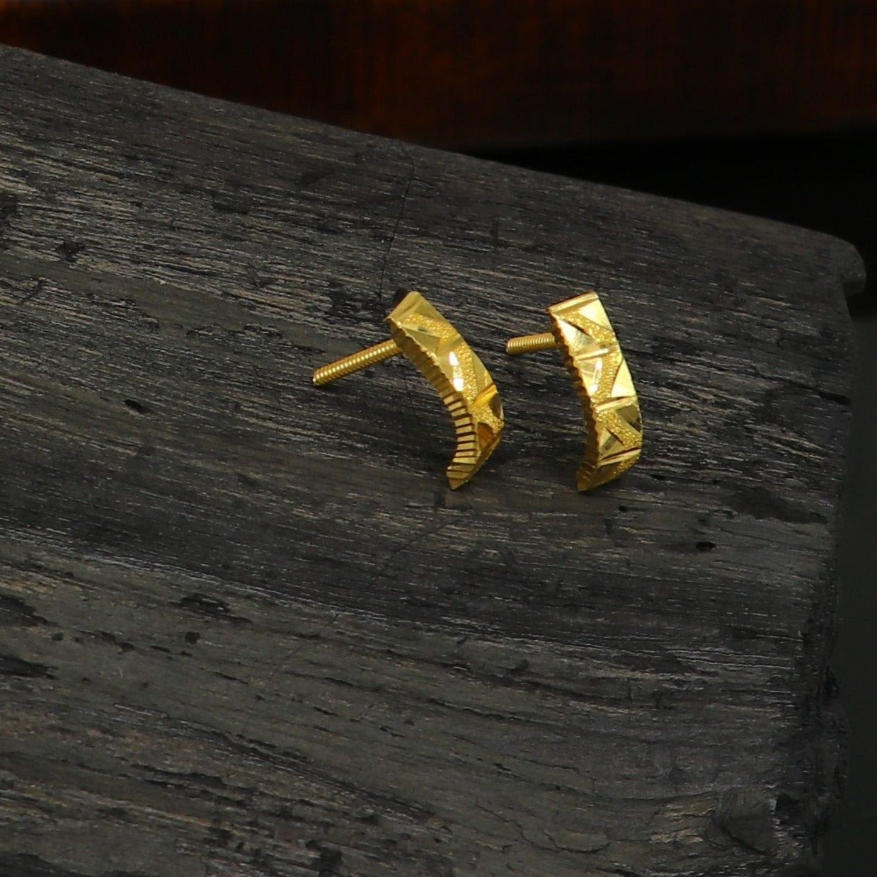 18kt yellow fine gold customized stud hoops earring, excellent brides made clip on earring, Huggie Hoop Earrings jewelry best gifting ho68