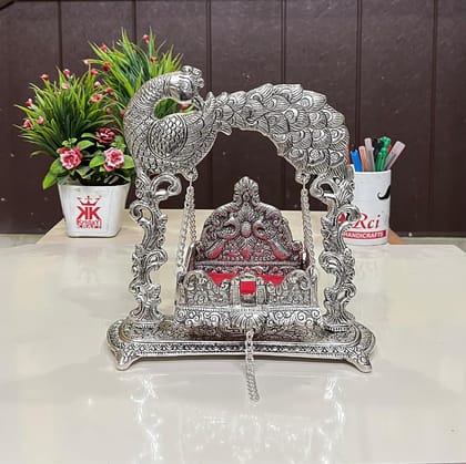 DreamKraft Silver Plated Metal Laddu Gopal Jhulla - Janmashtami Festive DreamKraft Silver Plated Metal Laddu Gopal Jhulla - Janmashtami Festive