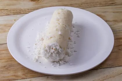 Puttu (White Rice)