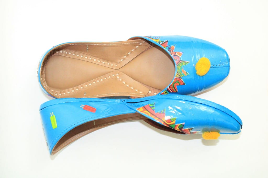 BLUE POPSICLE ~ Beautiful Handpainted Juttis