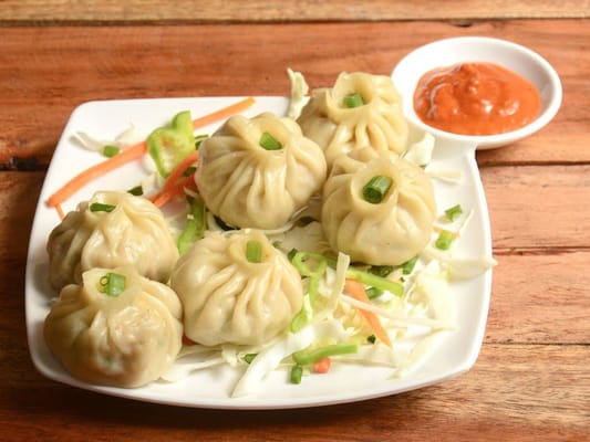 Momo Station