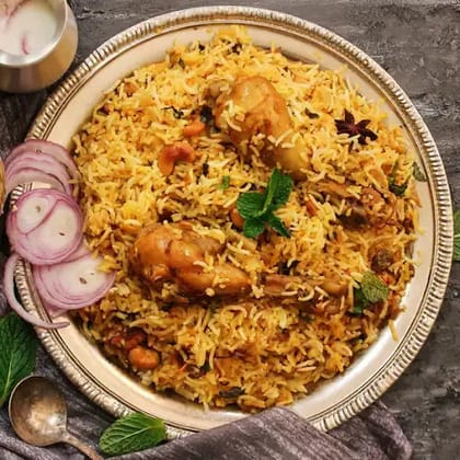 Mogul'S Delight Chicken Biryani Full