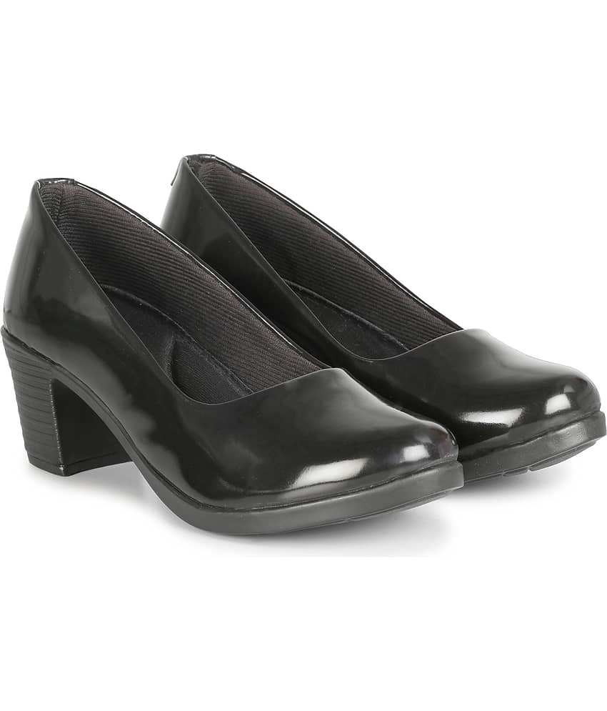 Commander - White Women's Pumps Heels