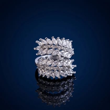 Luxury Leaf Pattern Crystal Ring with Sparkling Stone Party Wear for Women