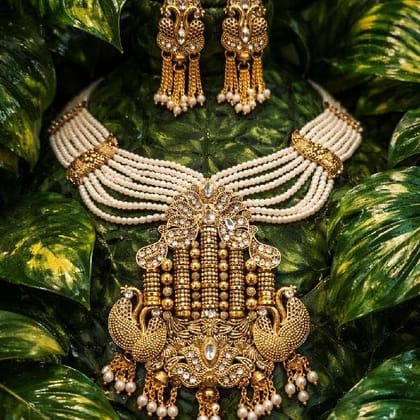 traditional ornate jewelry set traditional ornate jewelry set