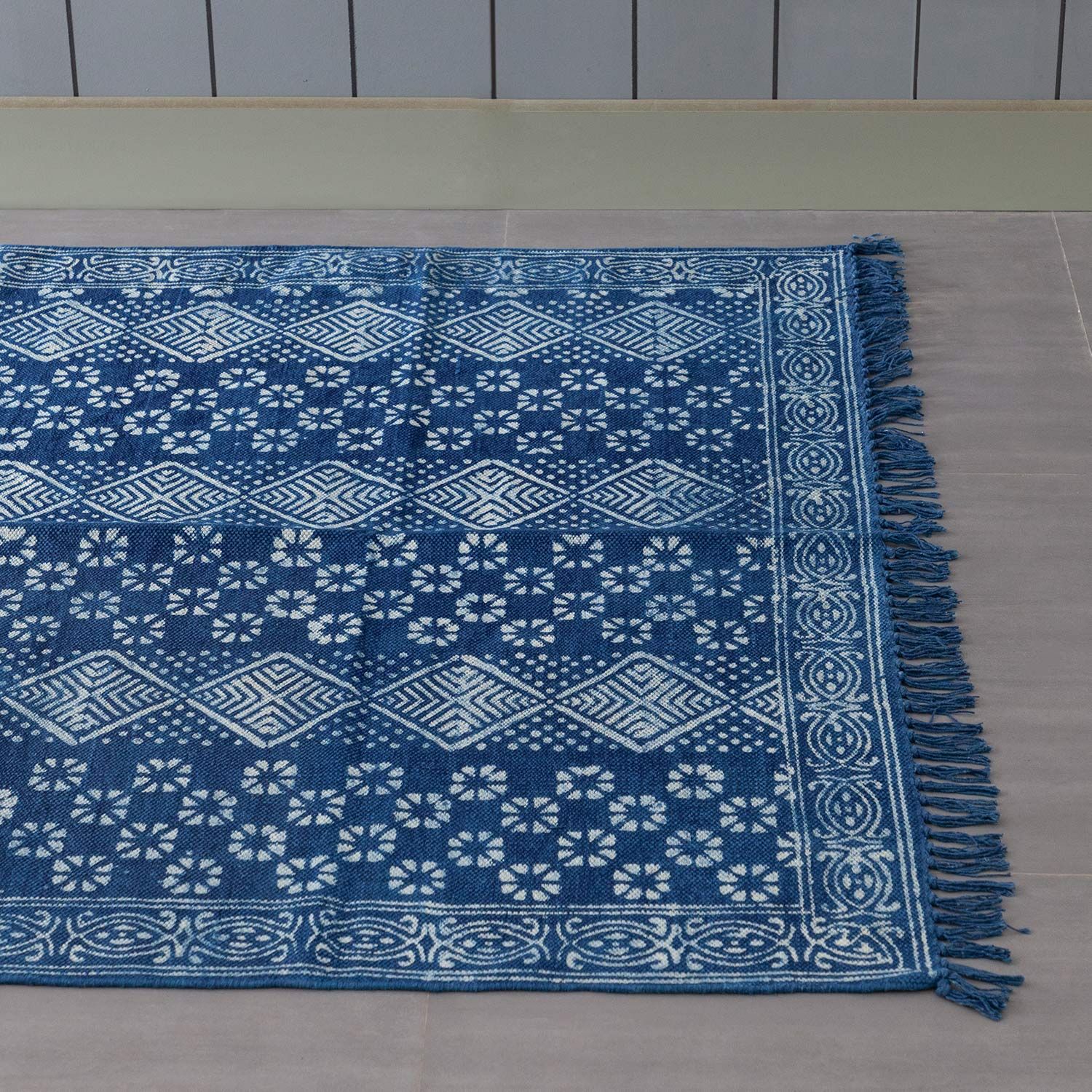 Hand Block Printed Indigo Rug - 6x4-6ft x 4ft / 72inches x 48inches / Indigo / 100% Cotton
