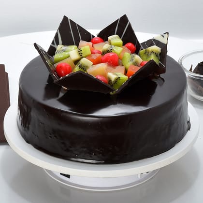Chocolate Fruit Gateau Half Kg