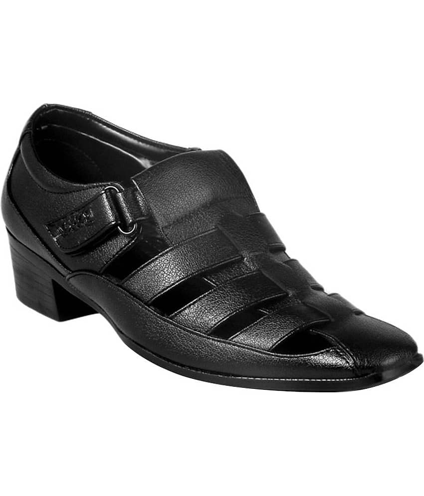 BXXY Black Faux Leather Sandals