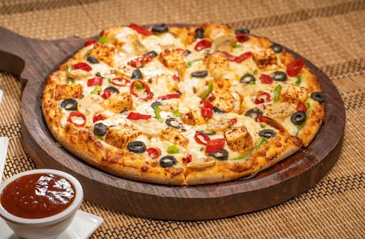 Peri Peri Paneer Pizza