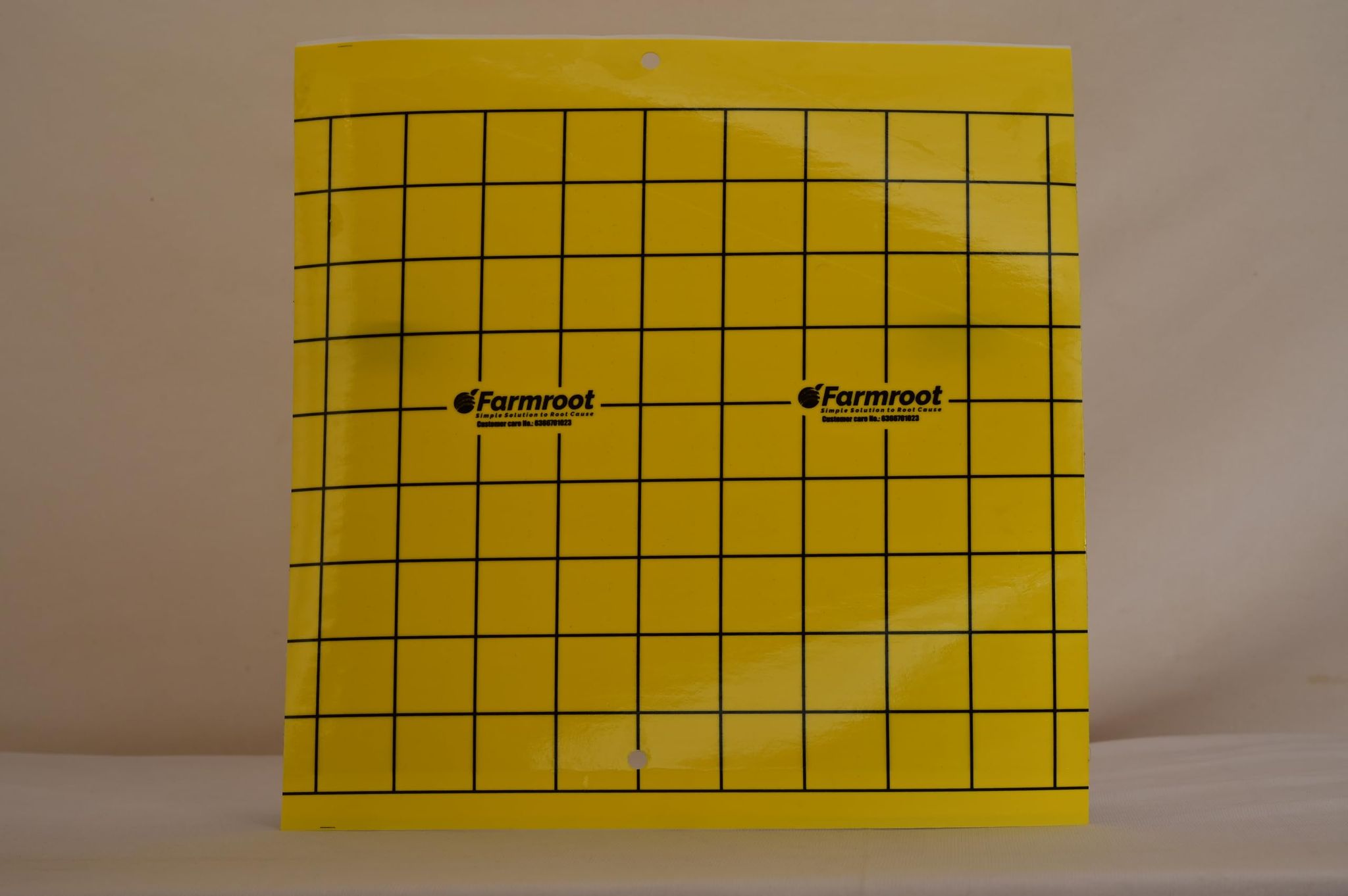 FARM YELLOW STICKY TRAP - PACK OF 10 (100 SHEETS)