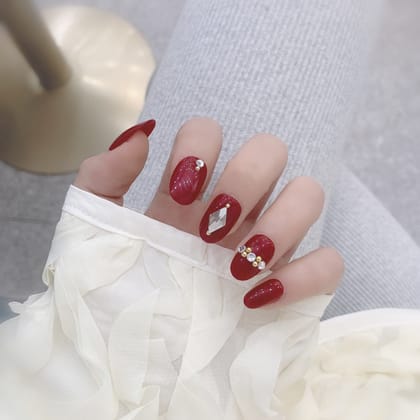 SMOOKY Reusable - 24 Pcs fake nails kit -Red with Golden Stud