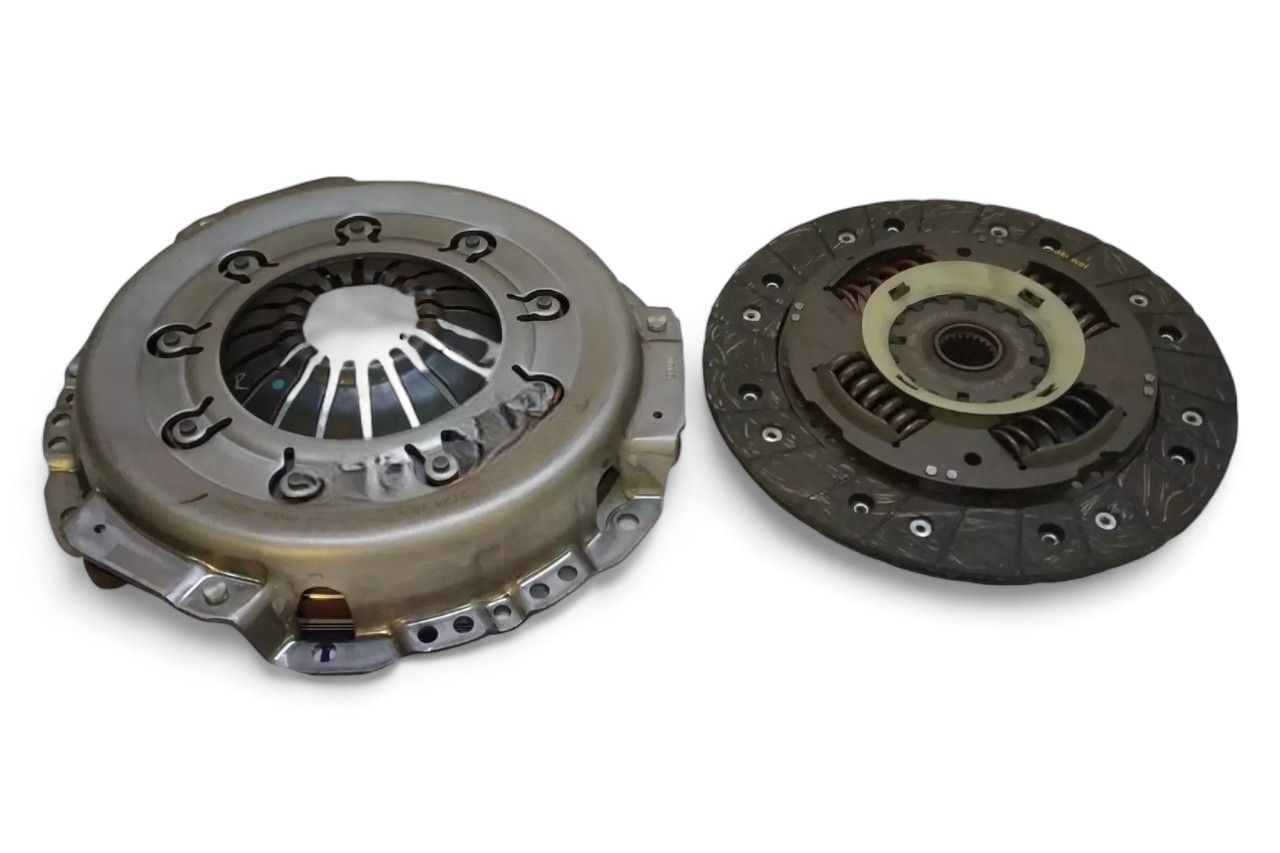 Tata Clutch Set (Disc+Pressure Plate) AV718715