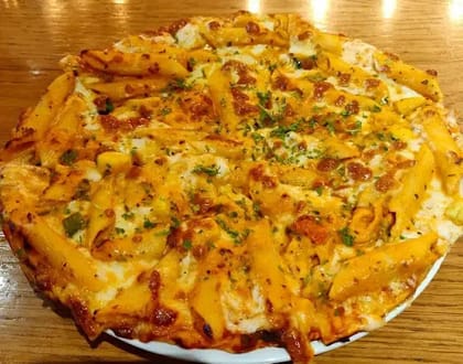 Chicken Pasta Pizza [8 Inches]