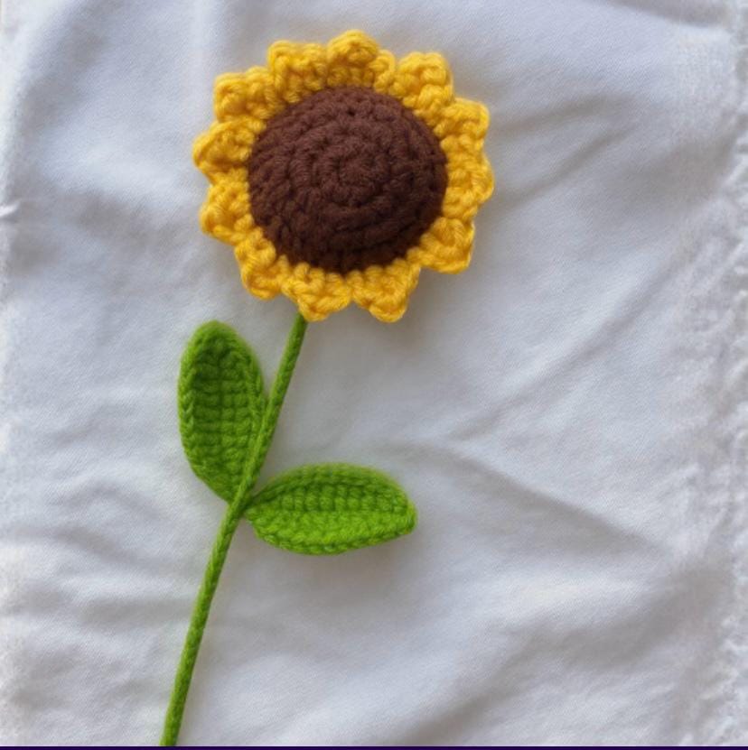 Crochet sunflower stem
