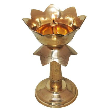 Brass Kamal Stand Deepak No.4 (FMAS634 E)