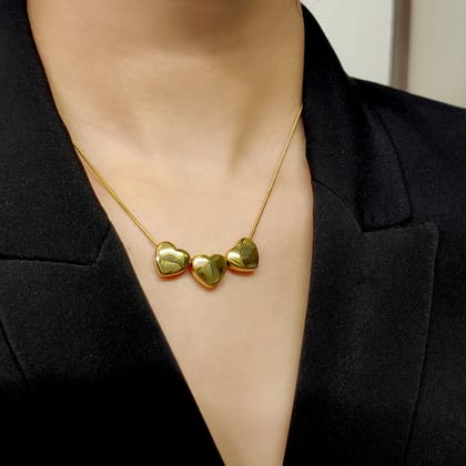 Isla Necklace