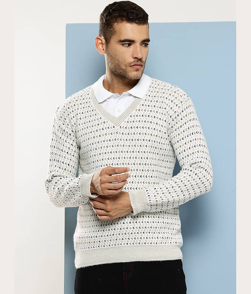 Aarika Woollen V-Neck Men's Full Sleeves Pullover Sweater - Green ( Pack of 1 )