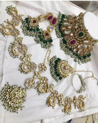 ZEVAR | Kundan Choker Necklace With Earrings & Maangtika