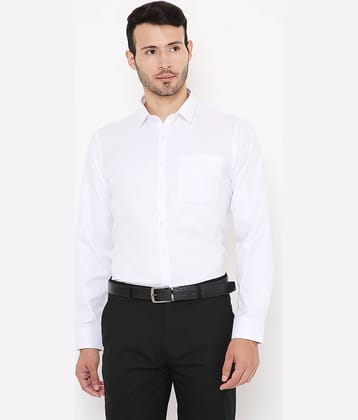 Maharaja - White Cotton Blend Slim Fit Men's Formal Shirt ( Pack of 1 )