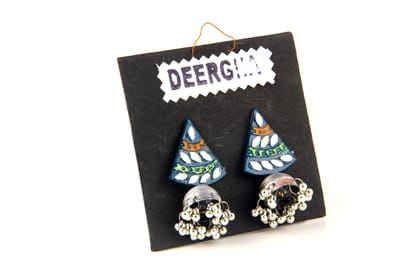 Triangale Oxide Earrings