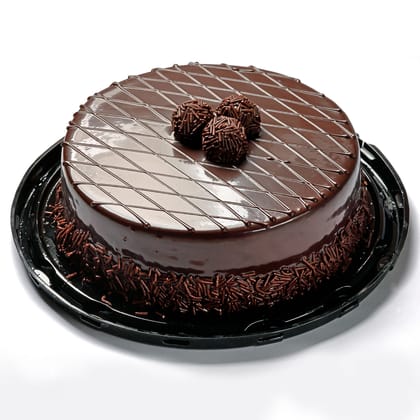 Heavenly Truffle Cream Cake Half Kg
