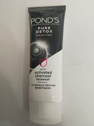 Pond's Pure Detox Pollution clear With Activated Charcoal Facewash 