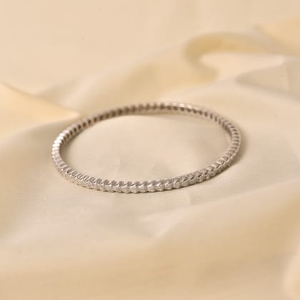 Round-Heart Bangle-Silver / 2'4