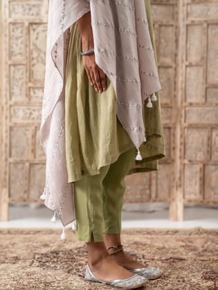 Resham Embroidered Kaftan Sleeves Suit Set - Sage Green-S