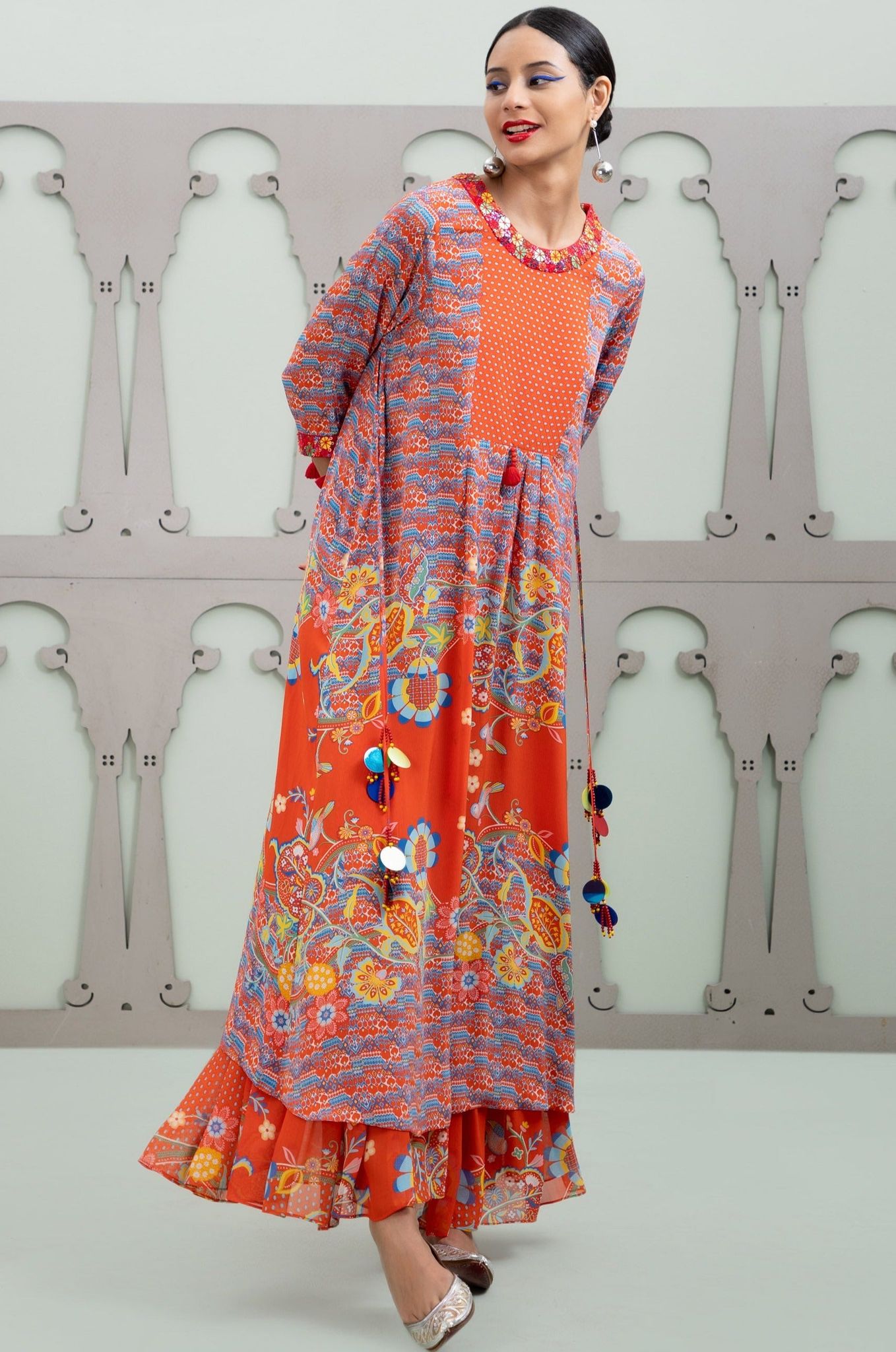CHINTZY - LALIE -THREE - D-X SMALL