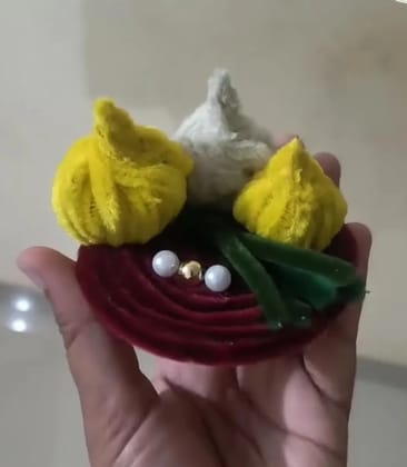 Modak plate