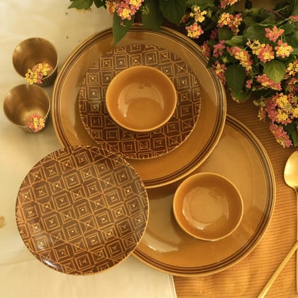 BARMER DINNER Set of 6-GOLD & BROWN / CERAMIC / 1 WOODEN BOX