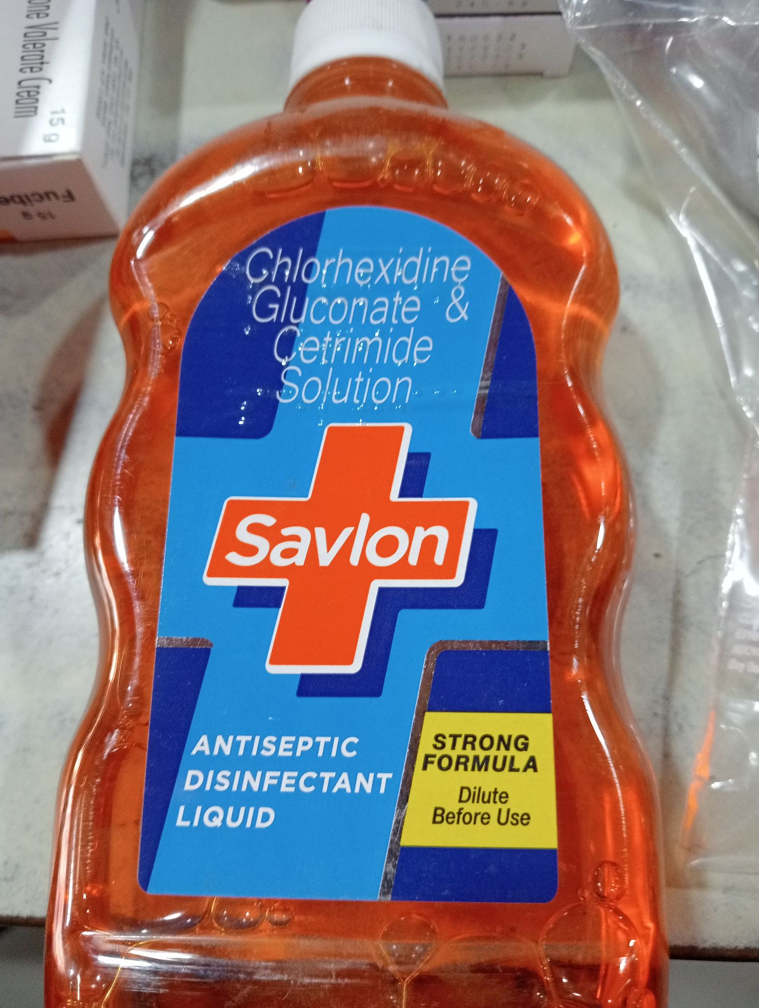 Savlon Antiseptic Disinfectant Liquid 