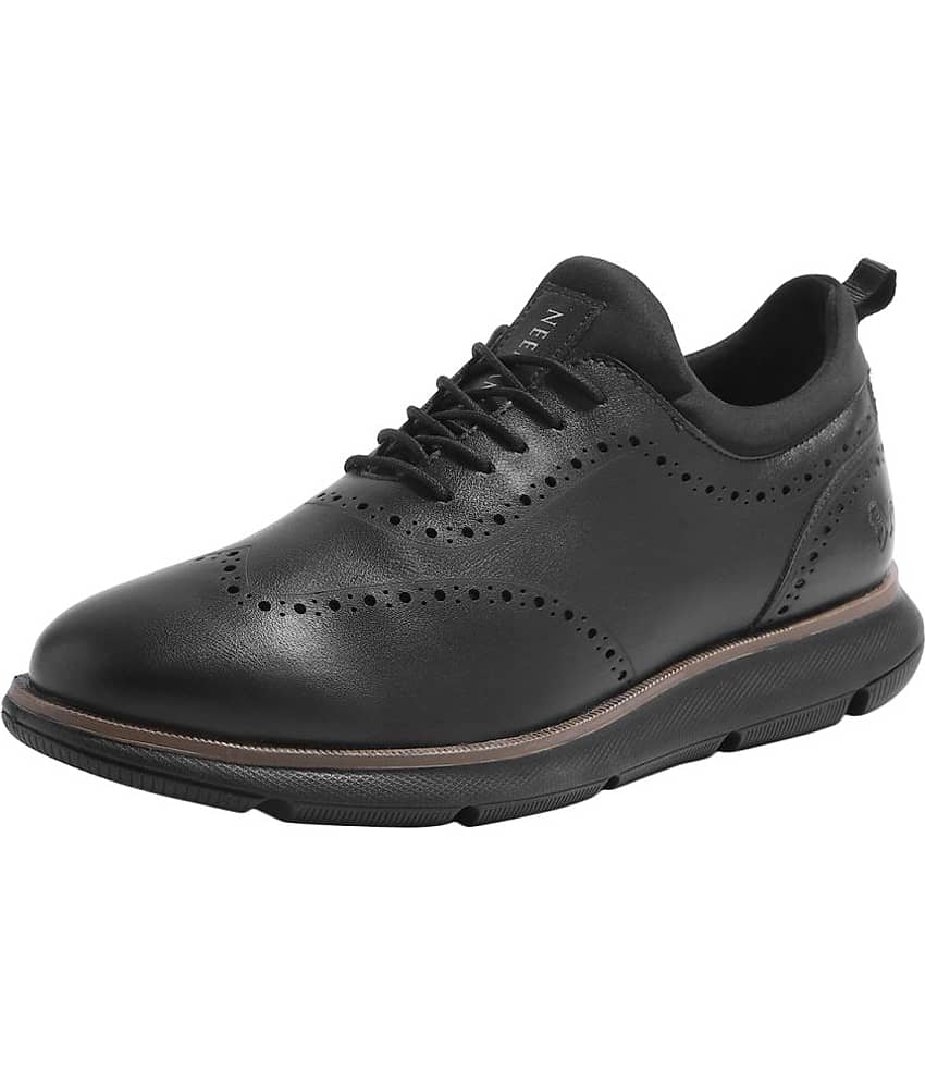 Neeman's Black Men's Sneakers
