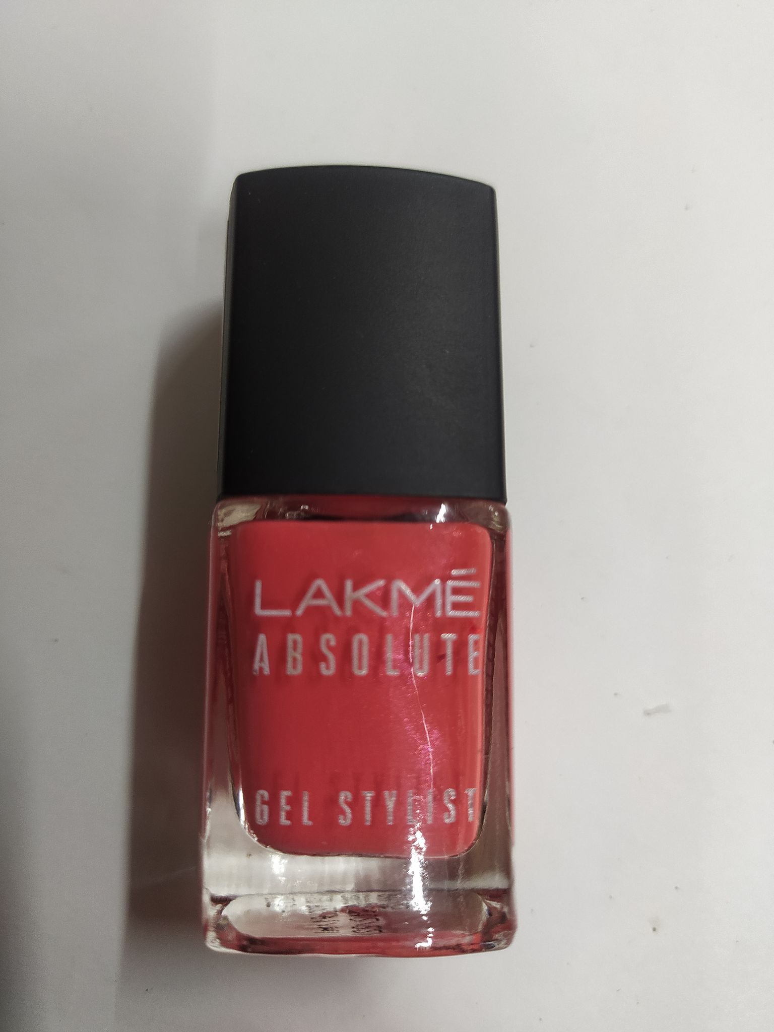 Lakme Absolute "gel stylist  104 lobster love