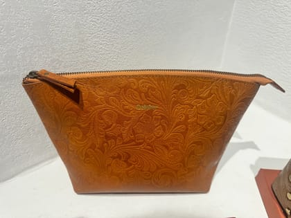 Embossed travel kit - big